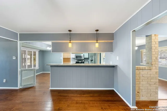 $2,000 | 7015 Forest Pine Street, San Antonio, TX 78240