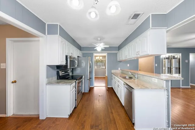 $2,000 | 7015 Forest Pine Street, San Antonio, TX 78240