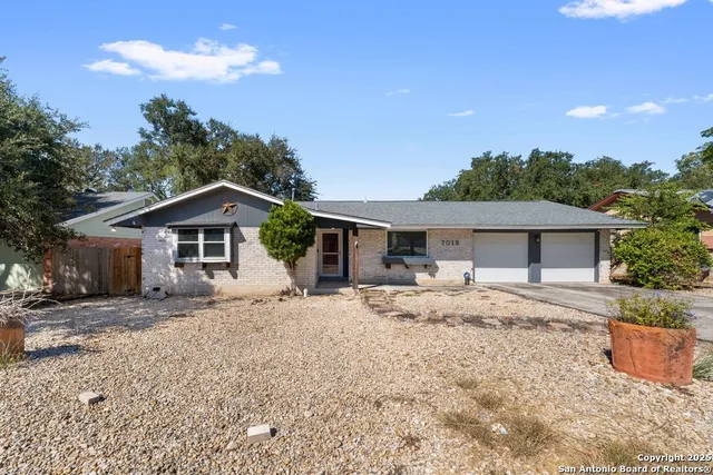 $2,000 | 7015 Forest Pine Street, San Antonio, TX 78240