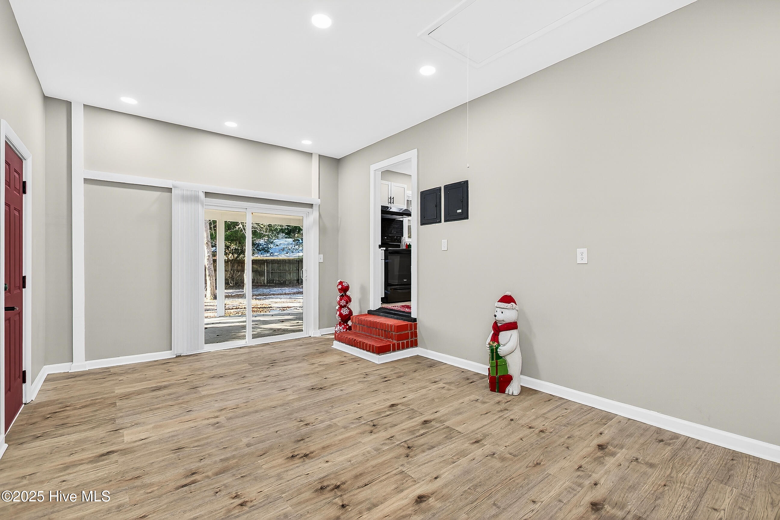 3202 College Road Wilmington, NC 28412 - Photo 27 of 38 Bonus Room