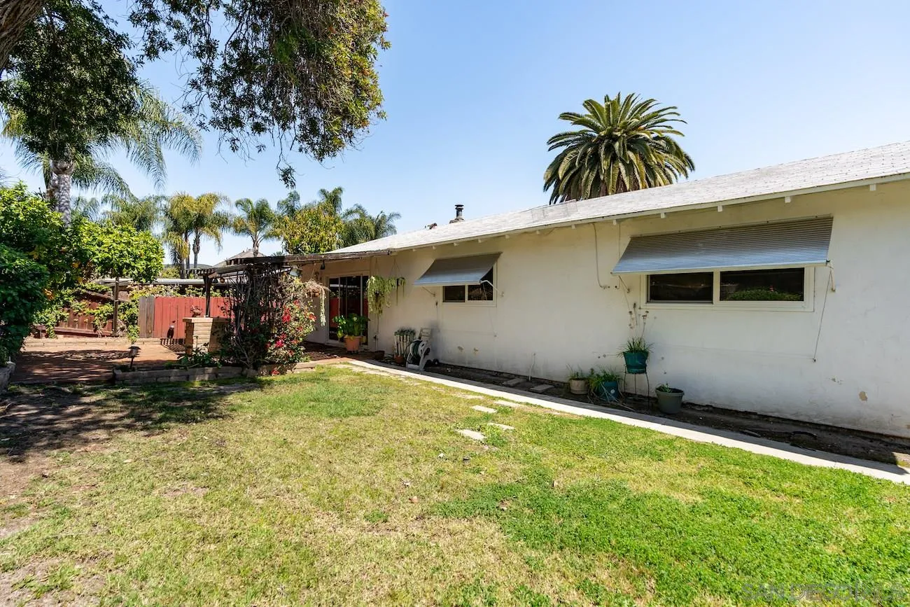 9848 Conejo Road Santee, CA 92071 - Photo 18 of 24 Gallery Image 18