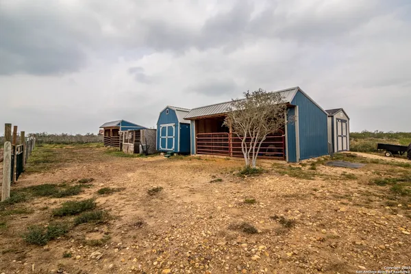 $449,900 | 290 Lilly Bear Lane, Moore, TX 78057