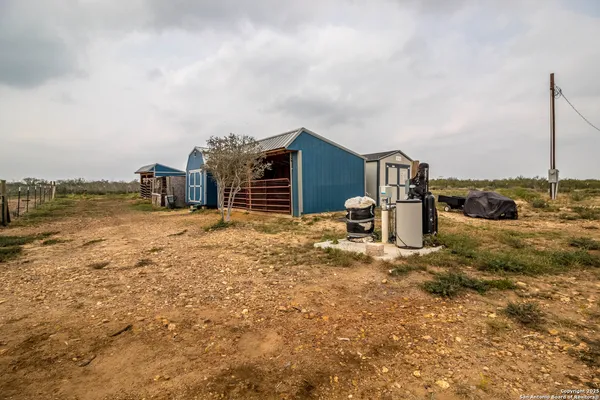 $449,900 | 290 Lilly Bear Lane, Moore, TX 78057