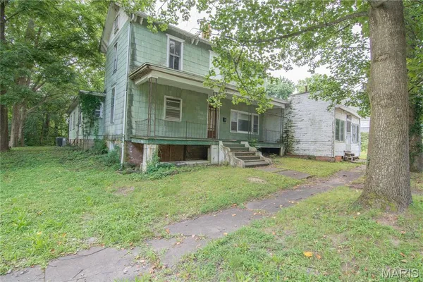 $10,000 | 504 North 6th Street, Vandalia, IL 62471
