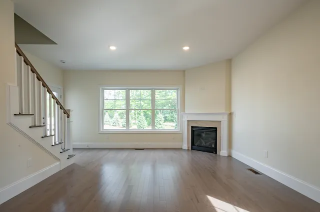 $684,900 | 6 Wilderness Drive, Nashua, NH 03062