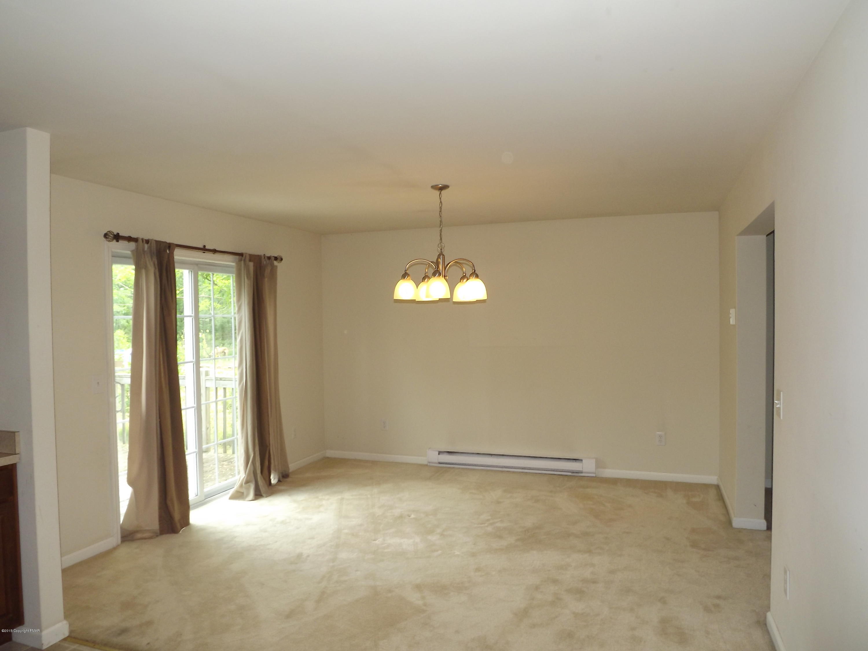132 Inverhouse Road Henryville, PA 18332 - Photo 8 of 22 DSCF1263