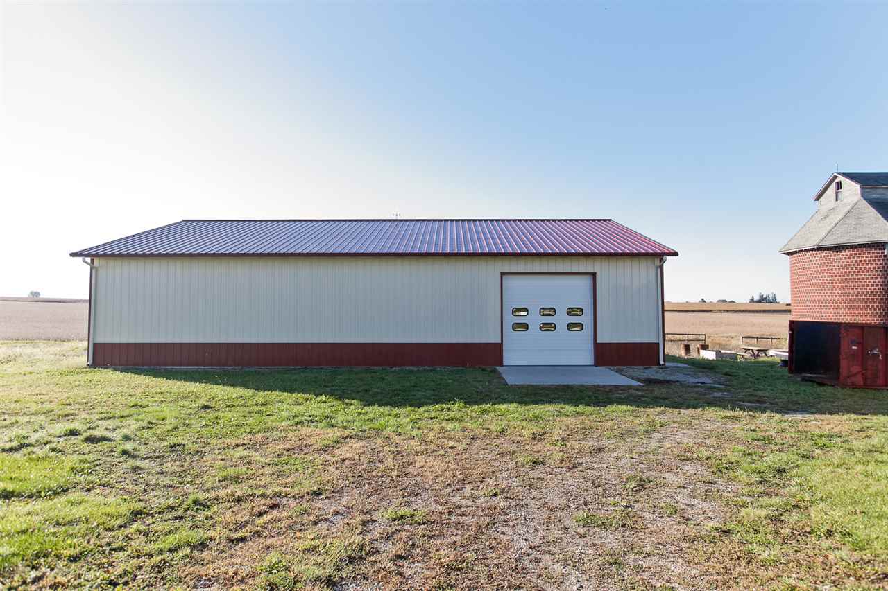 3228 Benton Iowa Road Norway, IA 52318 - Photo 38 of 45 Gallery Image 38