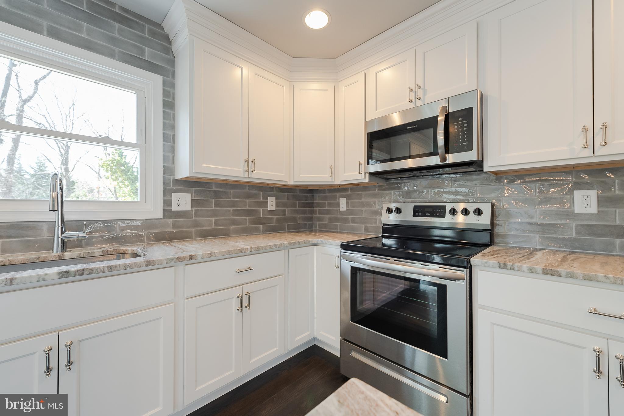 1613 Cedar Park Road Annapolis, MD 21401 - Photo 4 of 42 Kitchen