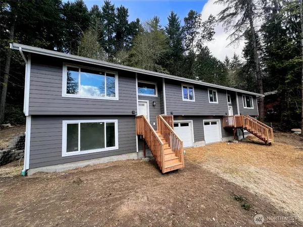 $769,950 | 8867-8869 Old Military Road Northeast, Bremerton, WA 98311