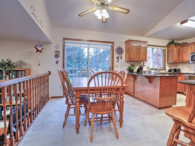 4326 South Mamer Road Spokane, WA 99206 - Photo 5 of 20