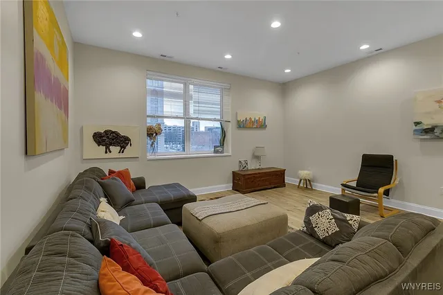 $1,600 | 251 Main Street, Unit 205, Buffalo, NY 14203