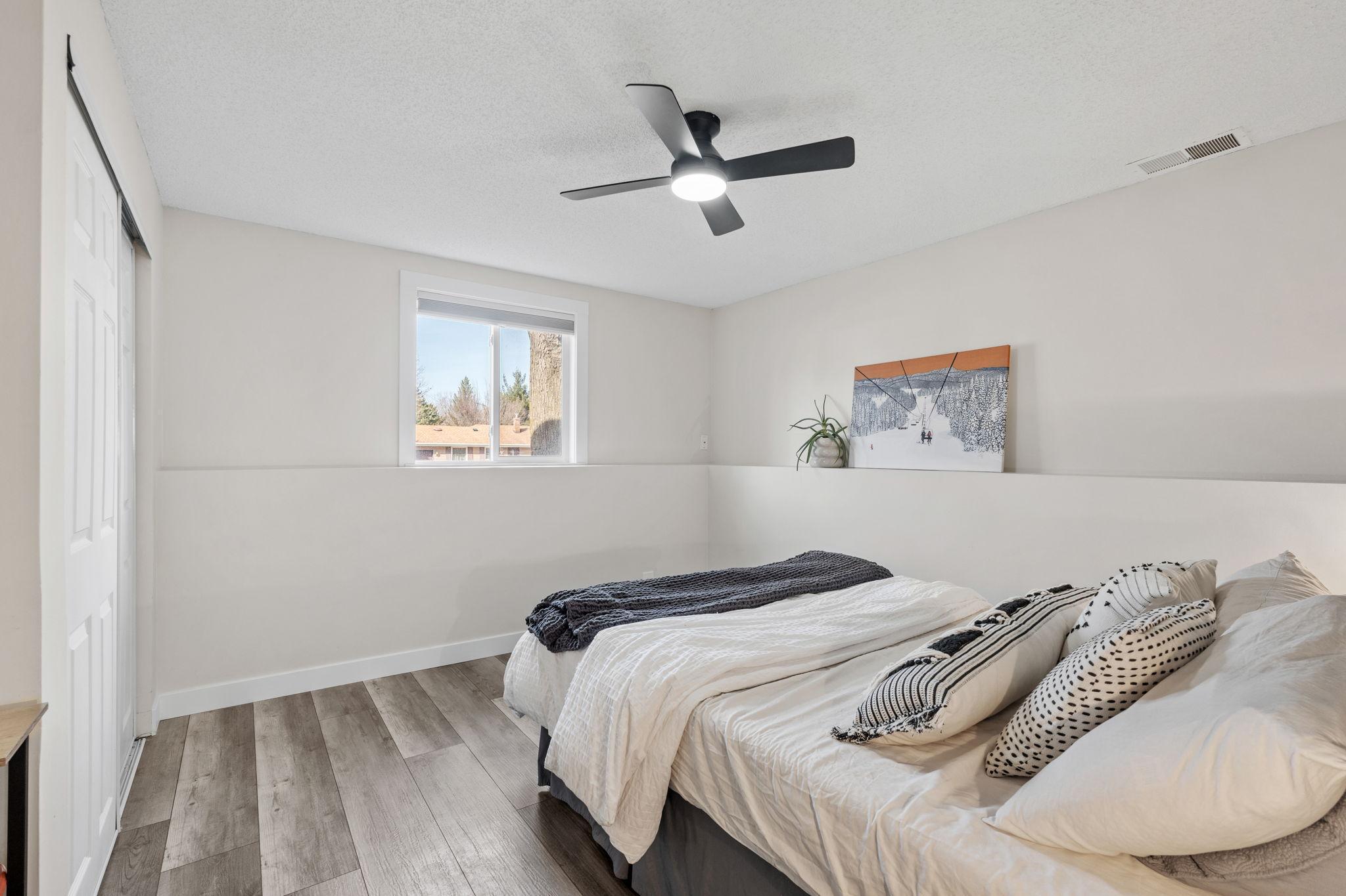 2946 McKnight Road North Maplewood, MN 55109 - Photo 33 of 50