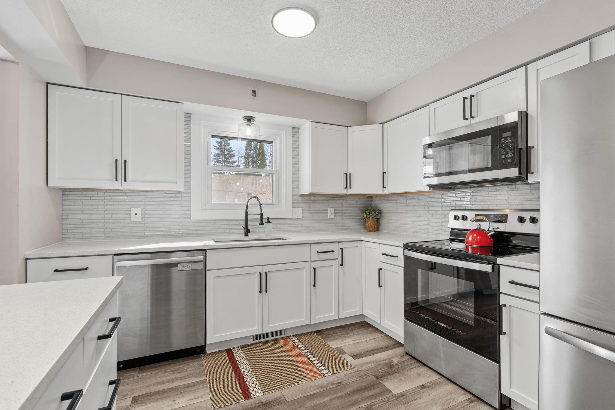 2946 McKnight Road North Maplewood, MN 55109 - Photo 6 of 50