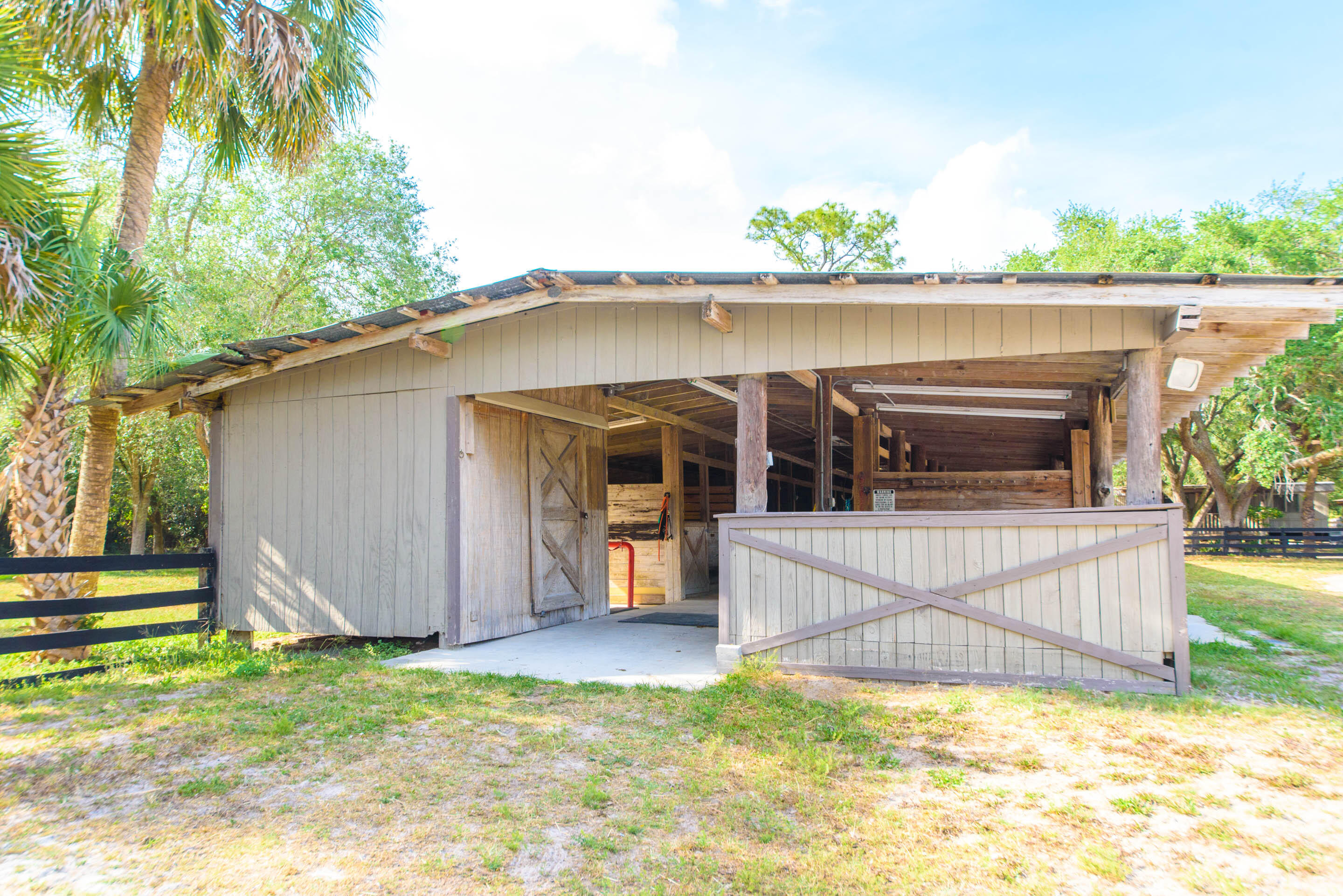 2813 F Road Loxahatchee, FL 33470 - Photo 12 of 84 mls-26