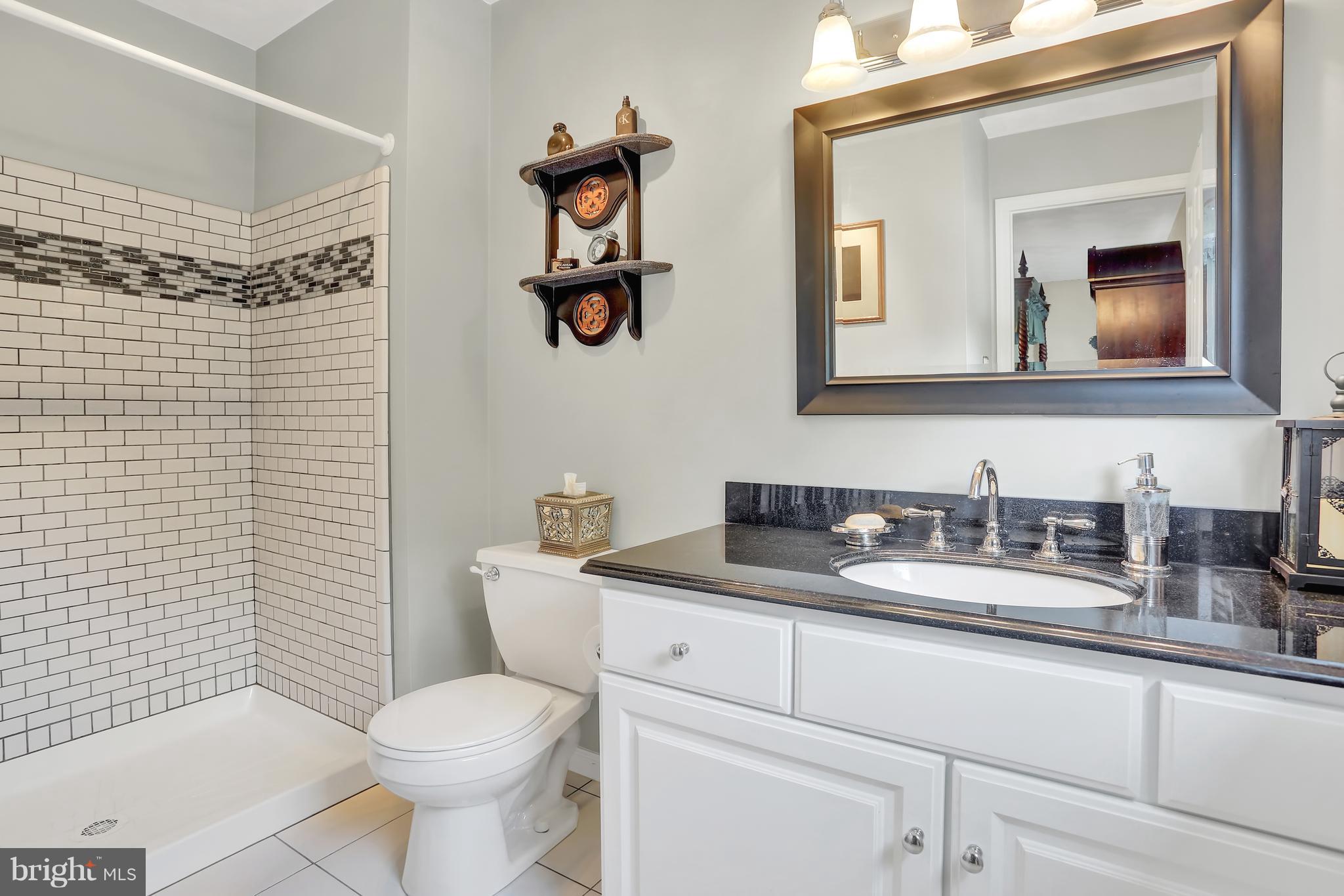 408 Edinburgh Road Middletown, PA 17057 - Photo 14 of 25 Master Bathroom