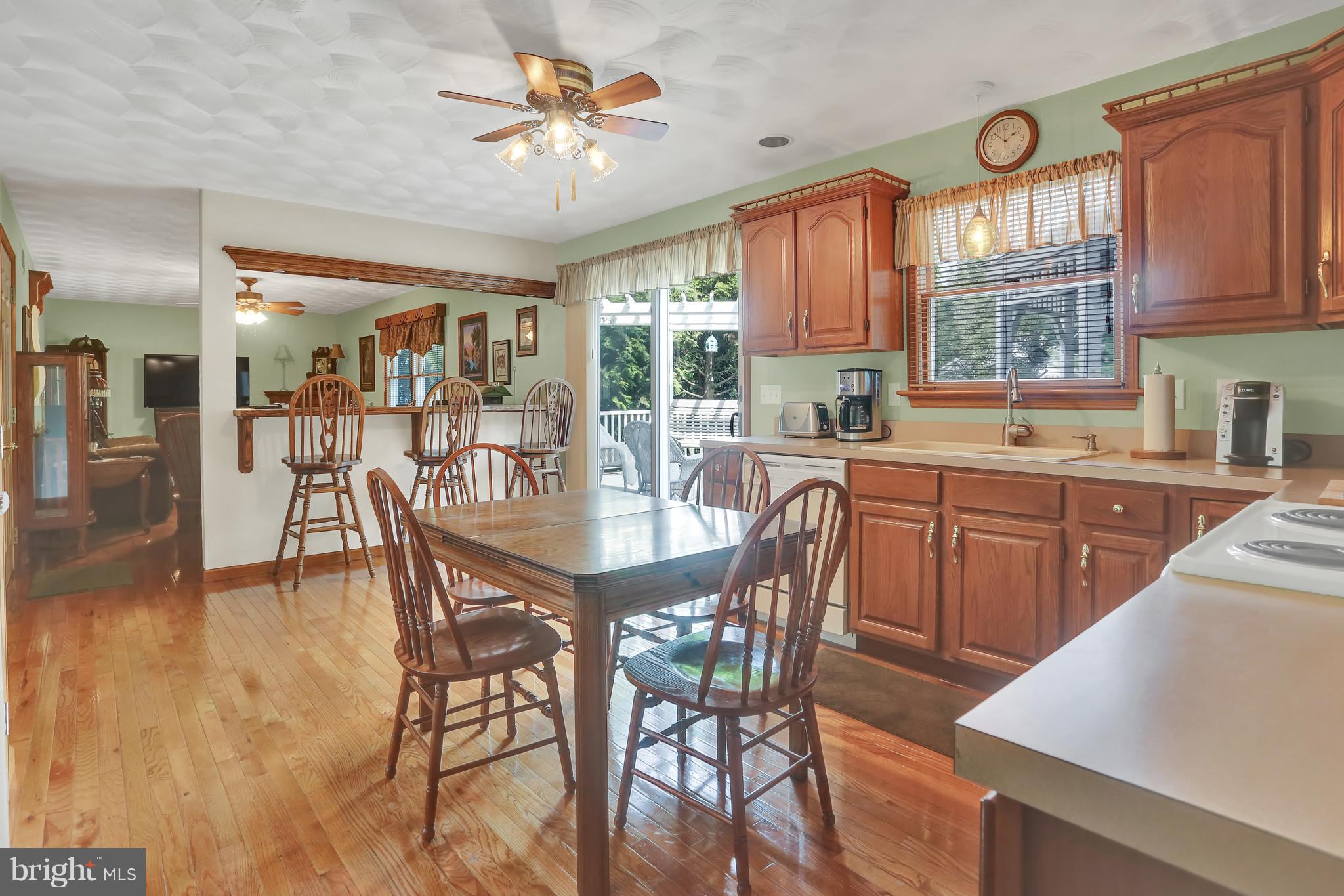 408 Edinburgh Road Middletown, PA 17057 - Photo 8 of 25 Kitchen