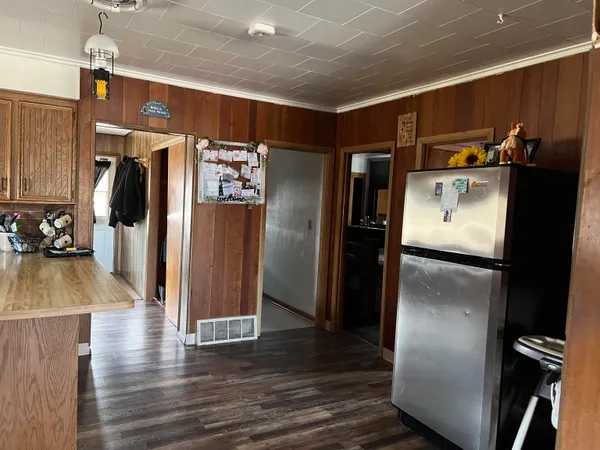 $285,000 | E7037 Swamp Road, Marion, WI 54950