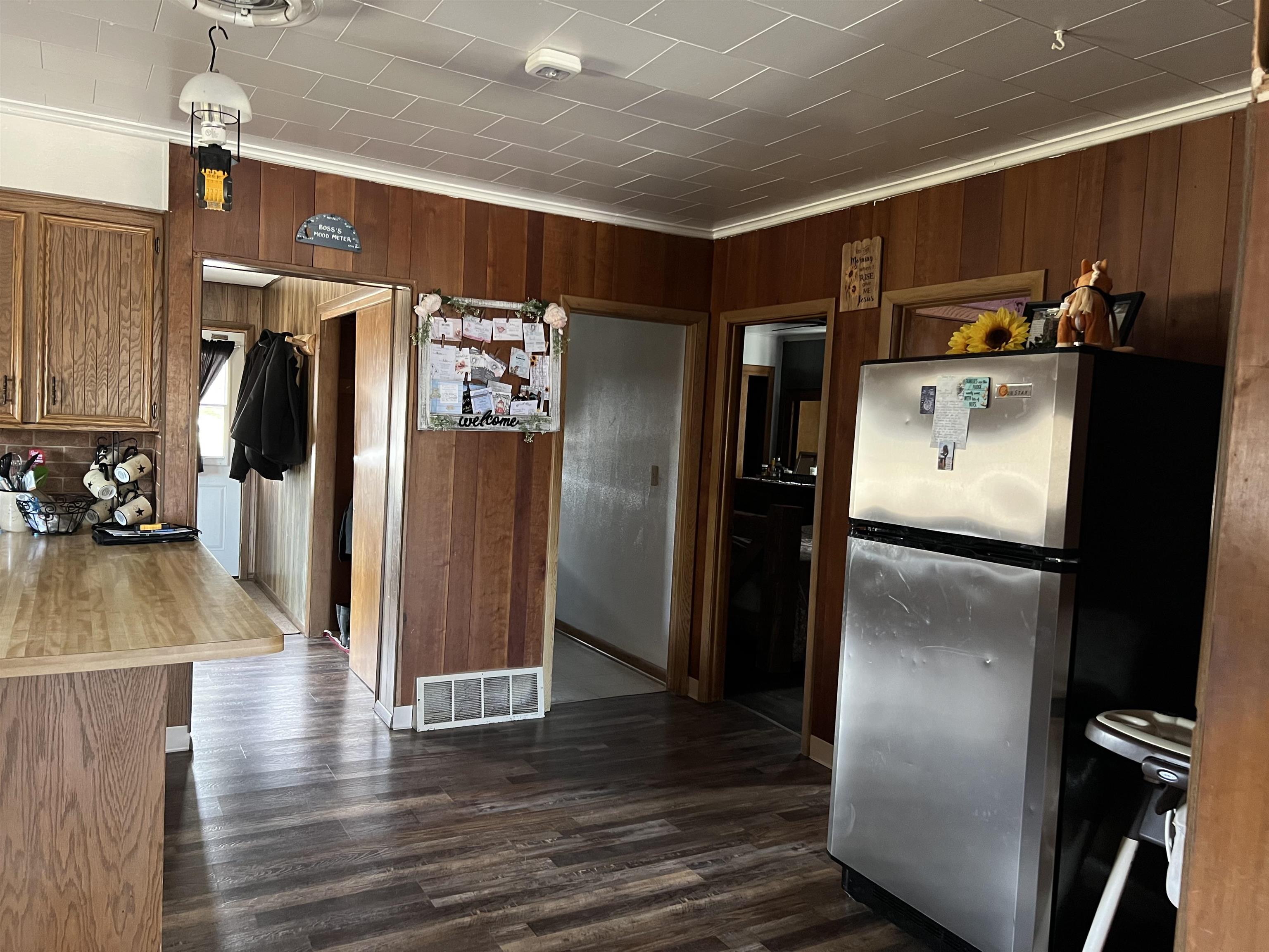 E7037 Swamp Road Marion, WI 54950 - Photo 3 of 22