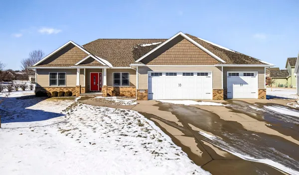 $544,900 | 4850 West Scotch Pine Court, Appleton, WI 54913