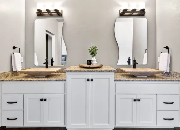 $544,900 | 4850 West Scotch Pine Court, Appleton, WI 54913