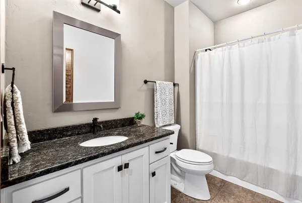 $544,900 | 4850 West Scotch Pine Court, Appleton, WI 54913