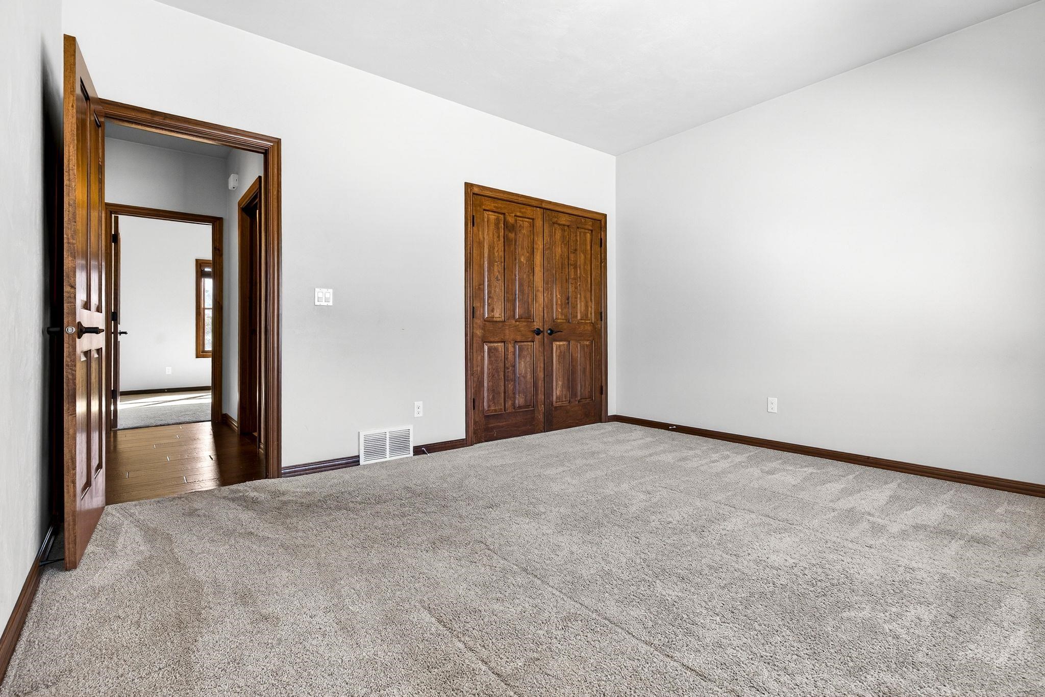 4850 West Scotch Pine Court Appleton, WI 54913 - Photo 29 of 41