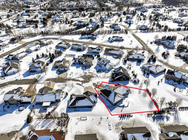 $544,900 | 4850 West Scotch Pine Court, Appleton, WI 54913