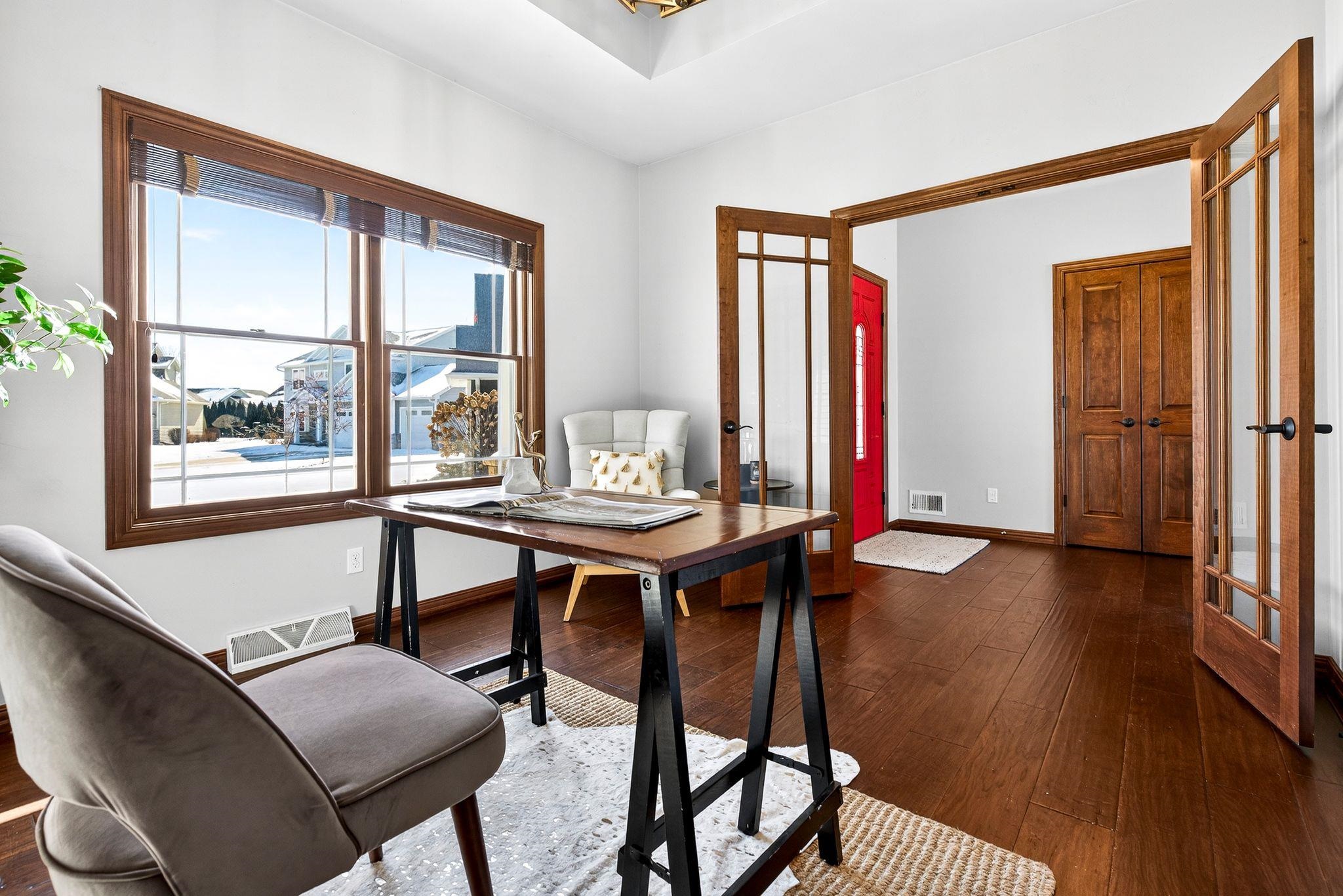 4850 West Scotch Pine Court Appleton, WI 54913 - Photo 4 of 41