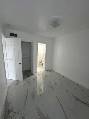 $2,200 | 4713 Northwest 7th Street, Unit 4061, Miami, FL 33126