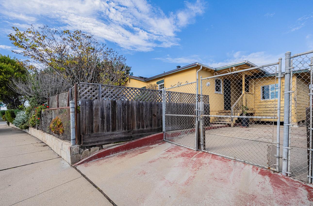 1800 Luxton Street Seaside, CA 93955 - Photo 48 of 48 a view of a backyard