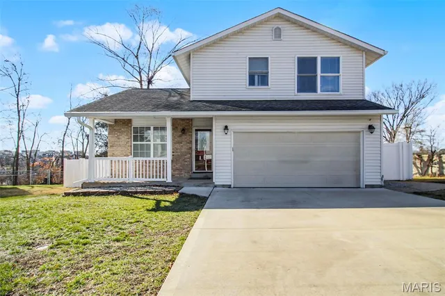 $349,990 | 4378 Southview Way Drive, St. Louis, MO 63129