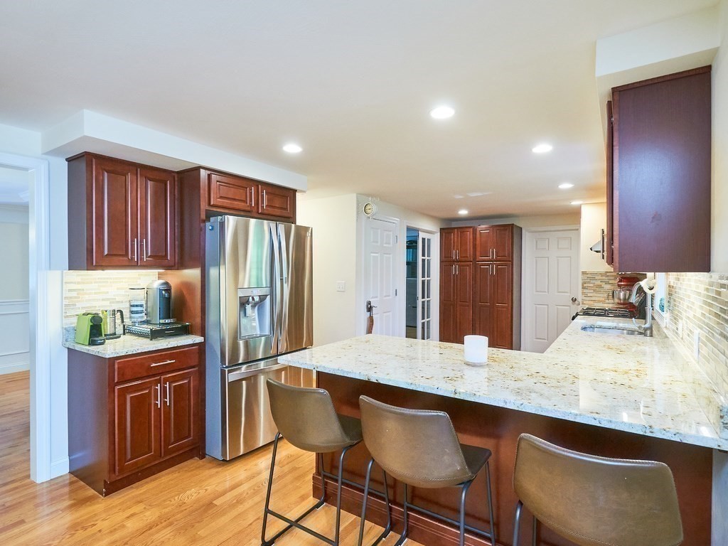 705 Boston Road Billerica, MA 01821 - Photo 10 of 30 Gallery Image 10