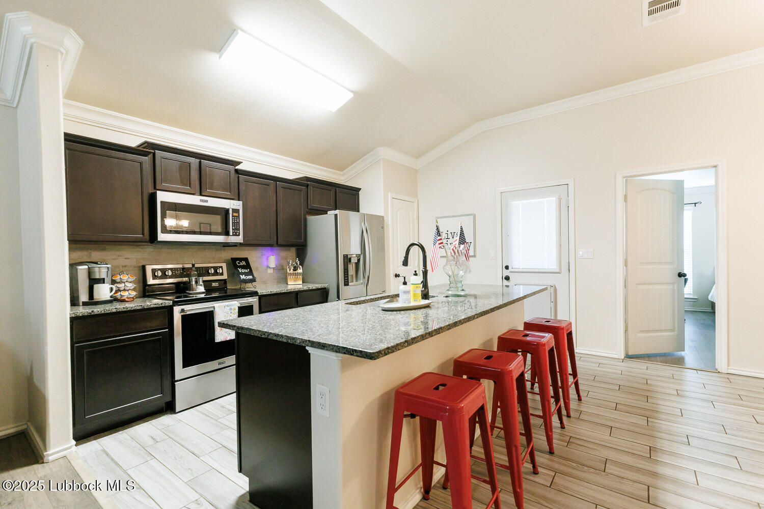 7404 105th Street Lubbock, TX 79424 - Photo 10 of 53 Kitchen