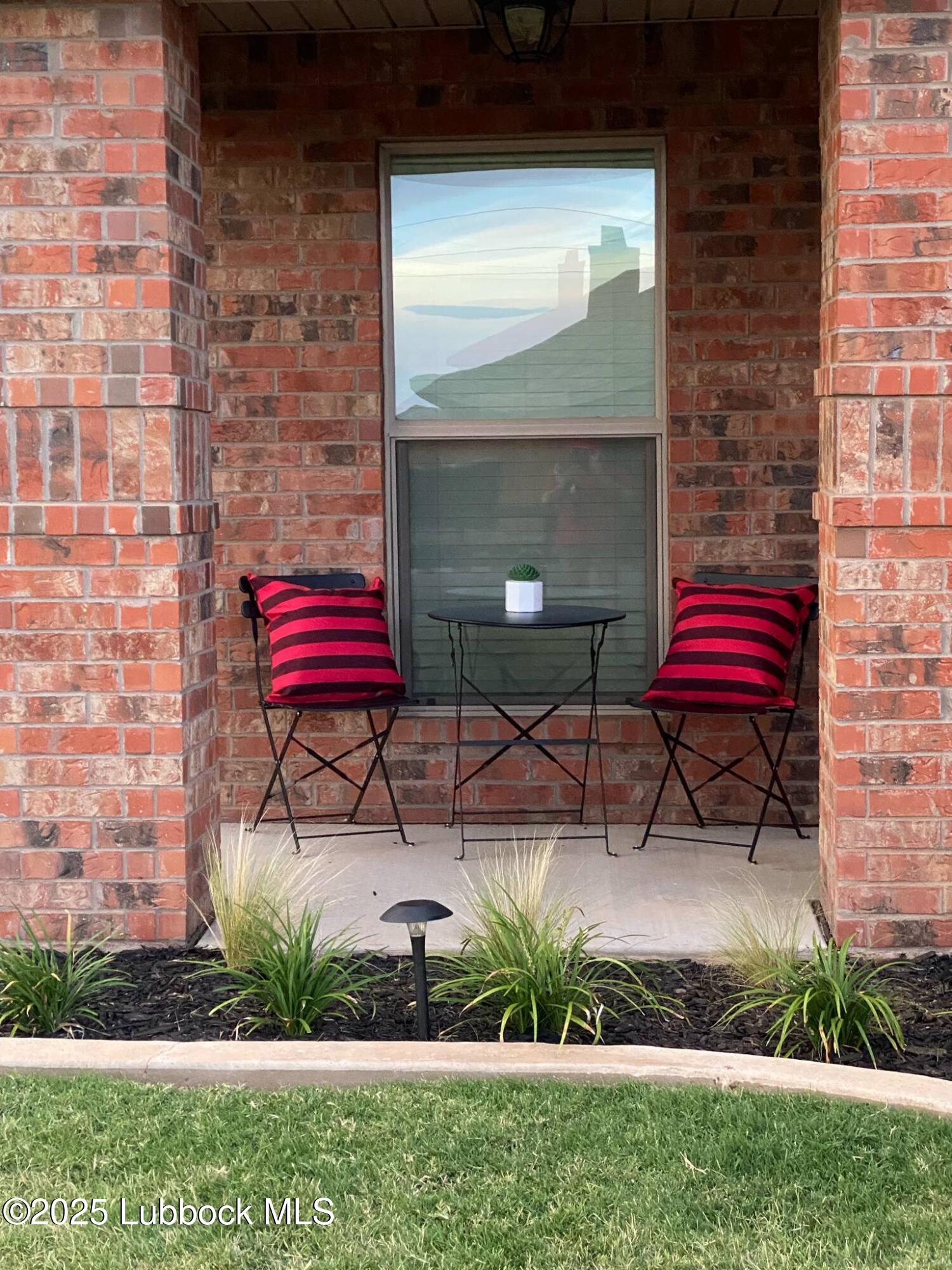 7404 105th Street Lubbock, TX 79424 - Photo 48 of 53 Nice Front Porch