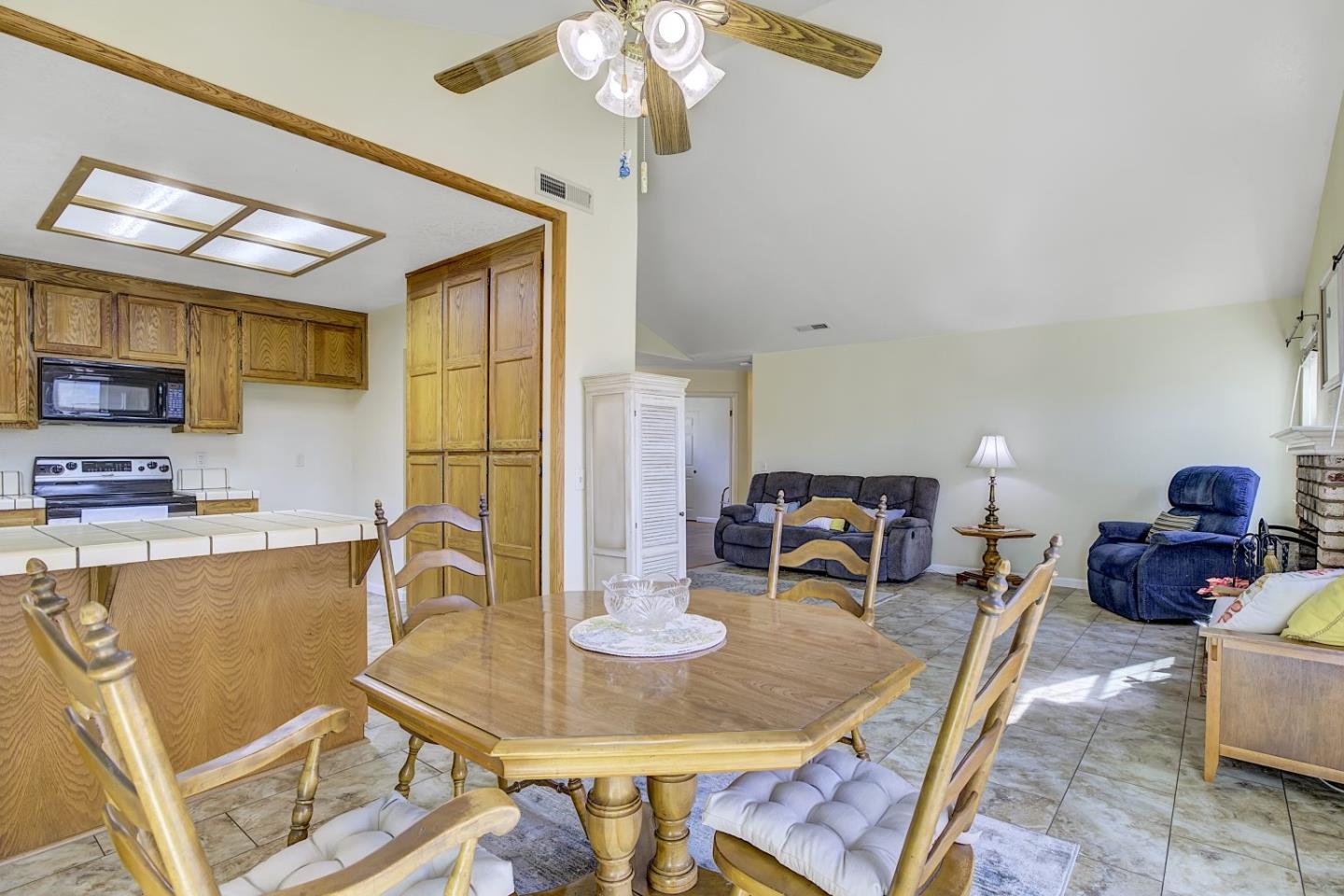 1491 Amber Court Gilroy, CA 95020 - Photo 12 of 48