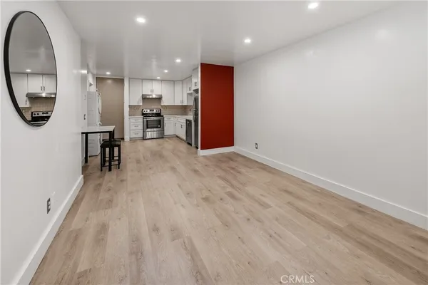 $549,900 | 532 North Rossmore Avenue, Unit 107, Los Angeles, CA 90004