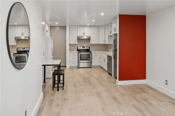 $549,900 | 532 North Rossmore Avenue, Unit 107, Los Angeles, CA 90004