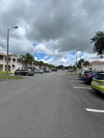 $1,750 | 13414 Fairway Glen Drive, Unit 203, Orlando, FL 32824