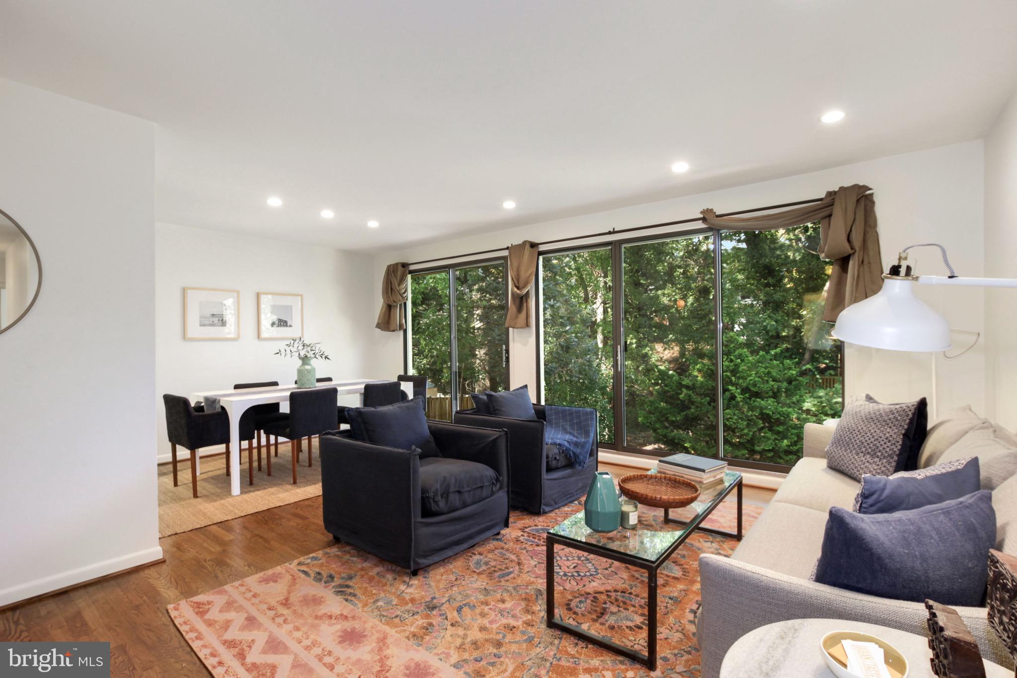 11207 Lombardy Road Silver Spring, MD 20901 - Photo 2 of 32 Living Room