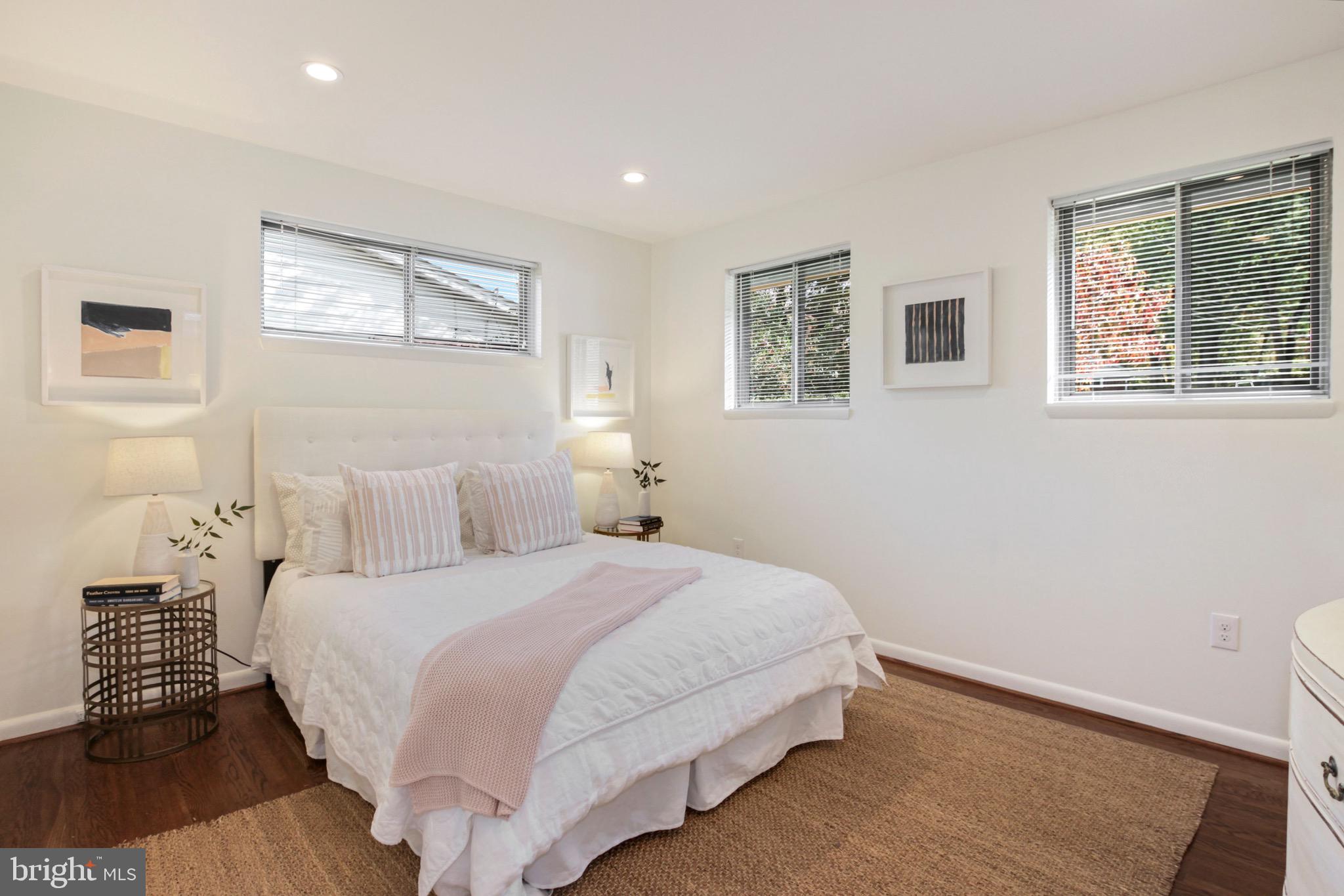 11207 Lombardy Road Silver Spring, MD 20901 - Photo 15 of 32 Owner's Suite