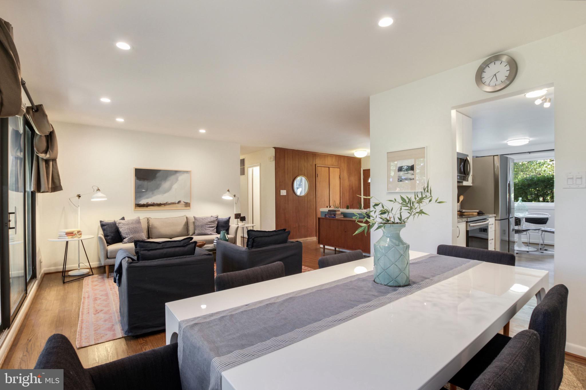 11207 Lombardy Road Silver Spring, MD 20901 - Photo 8 of 32 Open Living Space