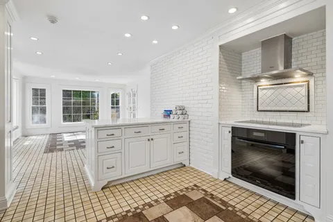 $2,495,000 | 2455 Long Hollow Pike, Hendersonville, TN 37075