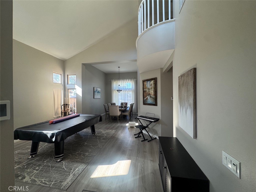 1059 Silvercreek Road Corona, CA 92882 - Photo 5 of 54
