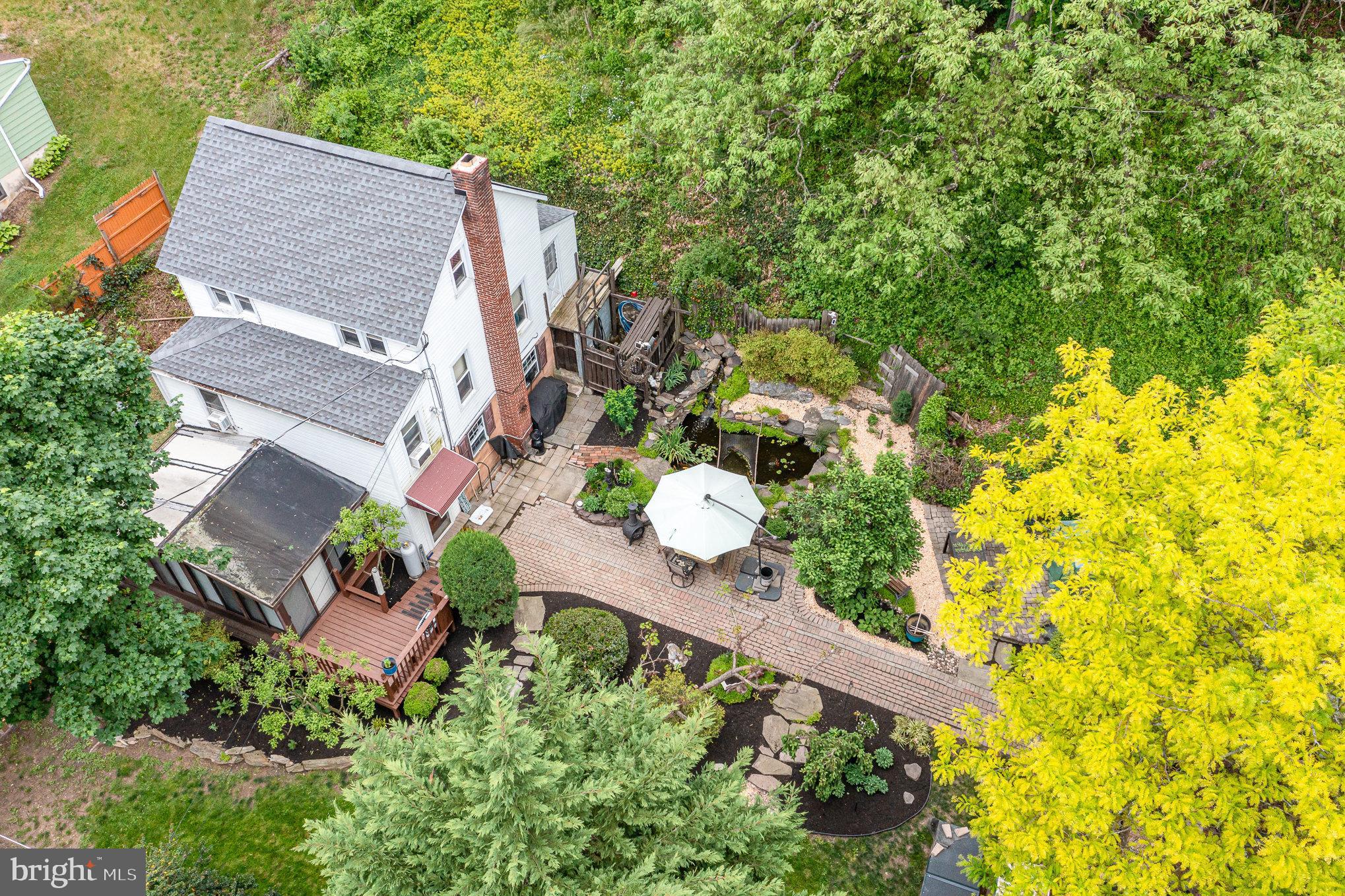 587 Trolley Road Windsor, PA 17366 - Photo 2 of 36
