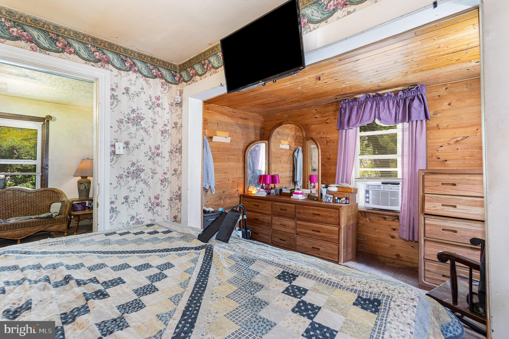 587 Trolley Road Windsor, PA 17366 - Photo 23 of 36