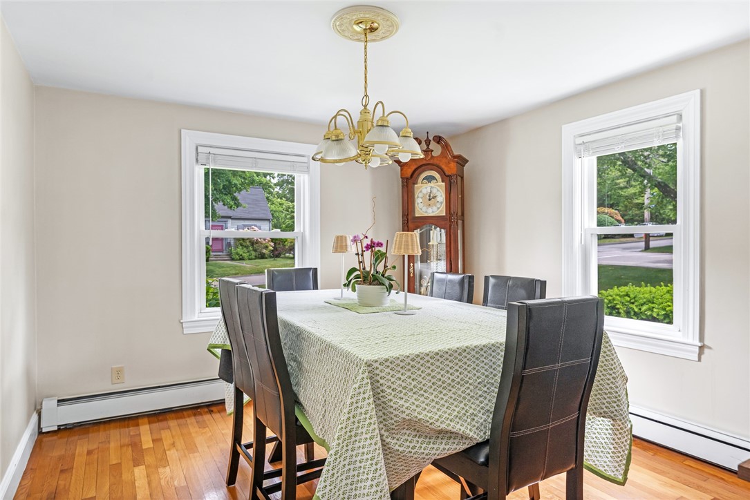 33 Upland Way Barrington, RI 02806 - Photo 14 of 33