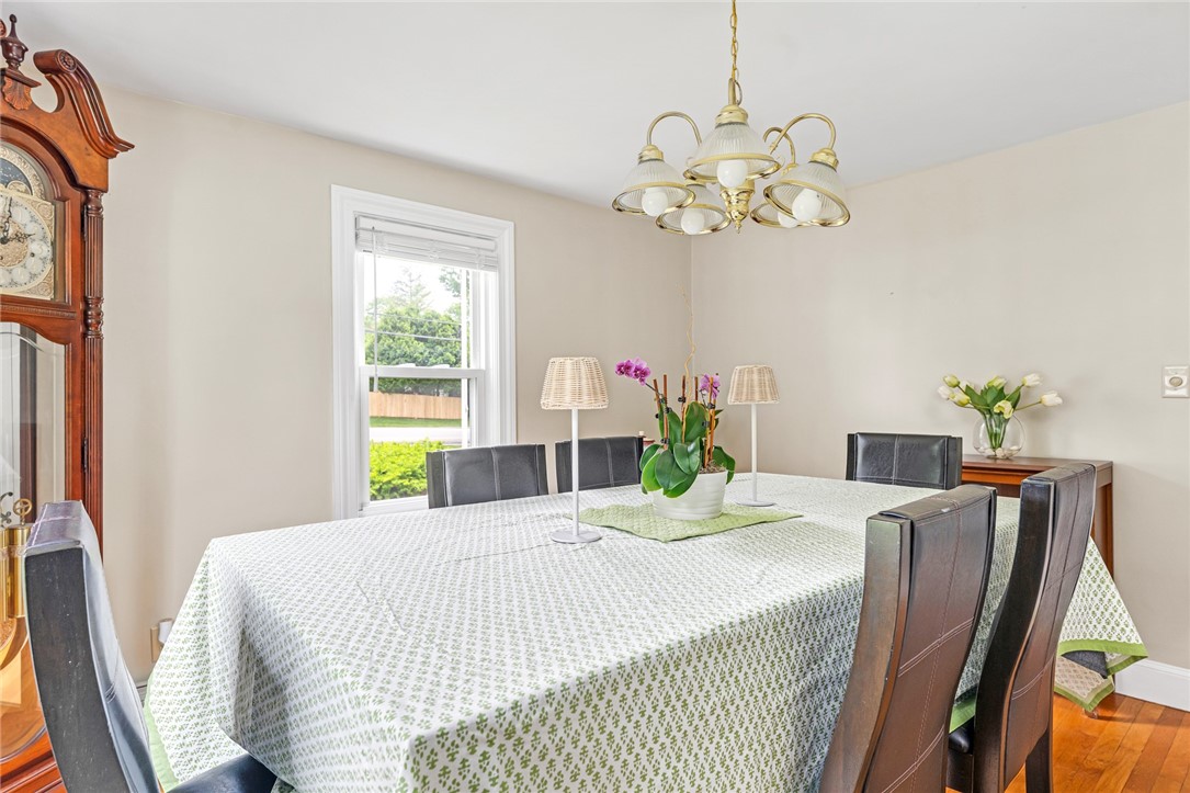 33 Upland Way Barrington, RI 02806 - Photo 15 of 33