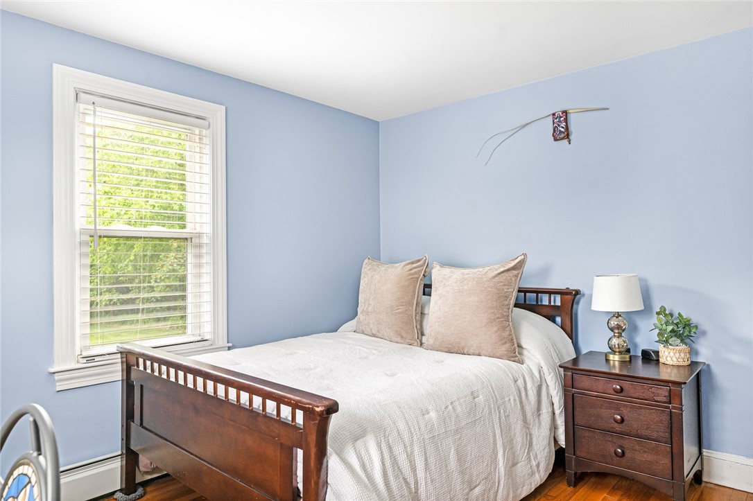 33 Upland Way Barrington, RI 02806 - Photo 18 of 33