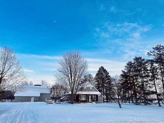 1785 Elmer Road Sandusky, MI 48471 - Photo 3 of 13 50133419-02489122-cf45-46da-a345-f4fe9659b508.JPG
