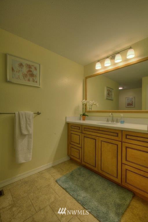 15840 Southeast 170th Street Renton, WA 98058 - Photo 11 of 19 Gallery Image 11